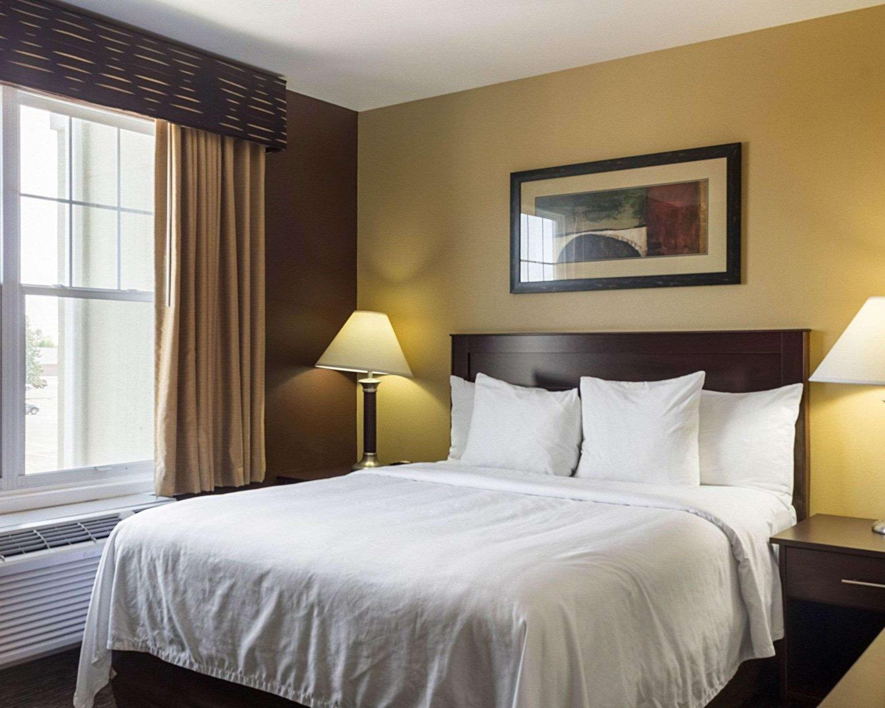Mainstay Suites Minot Exteriér fotografie