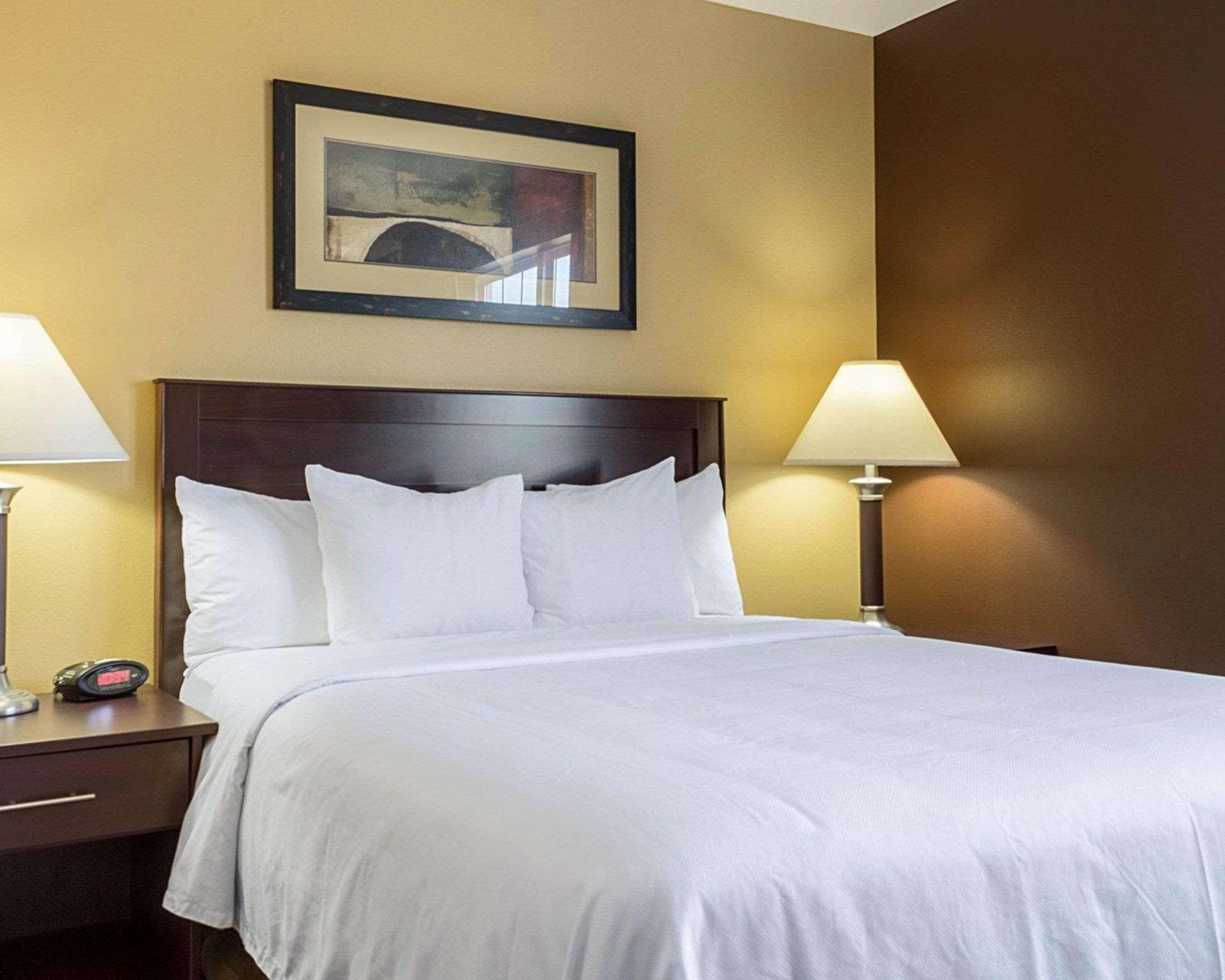 Mainstay Suites Minot Exteriér fotografie