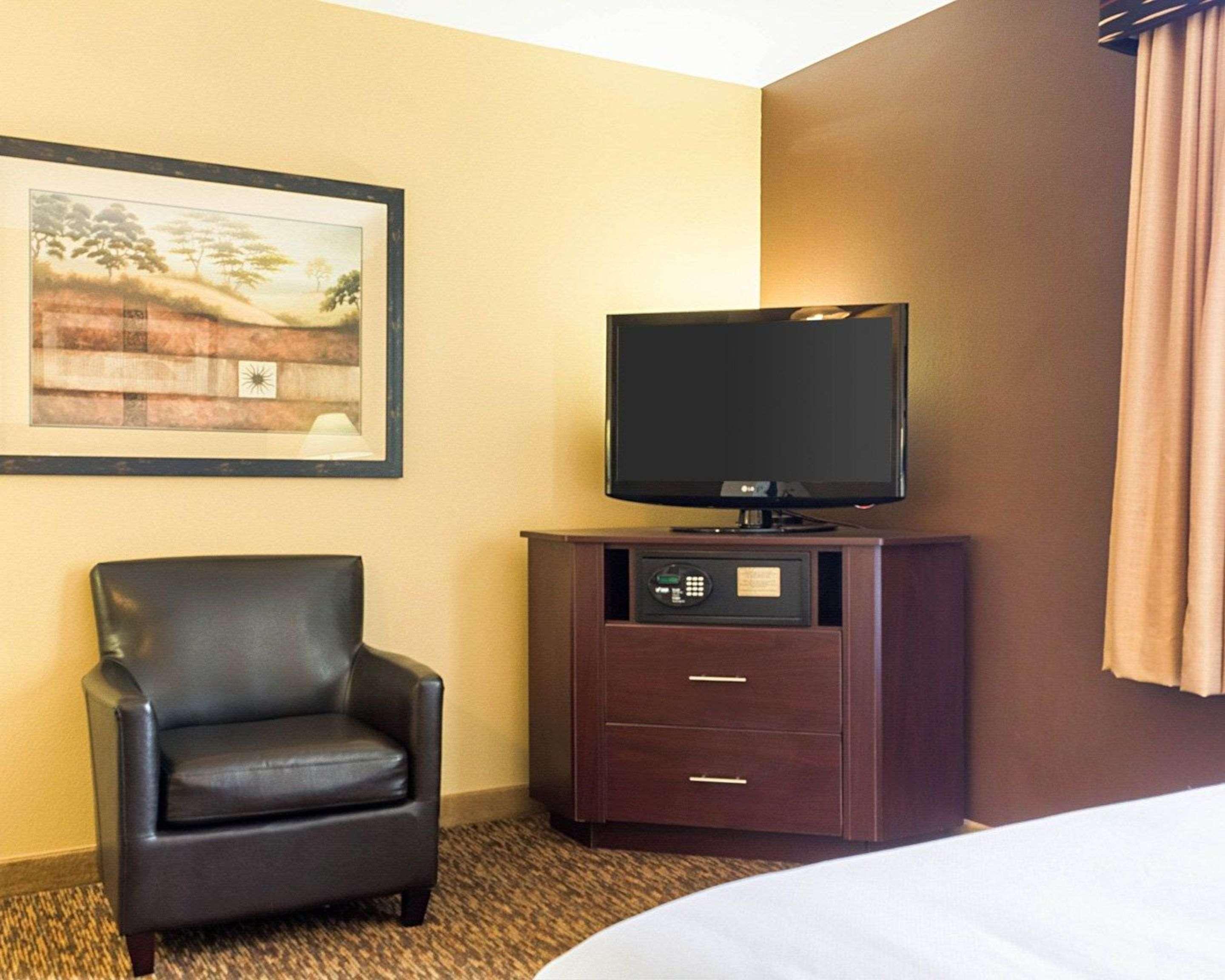 Mainstay Suites Minot Exteriér fotografie