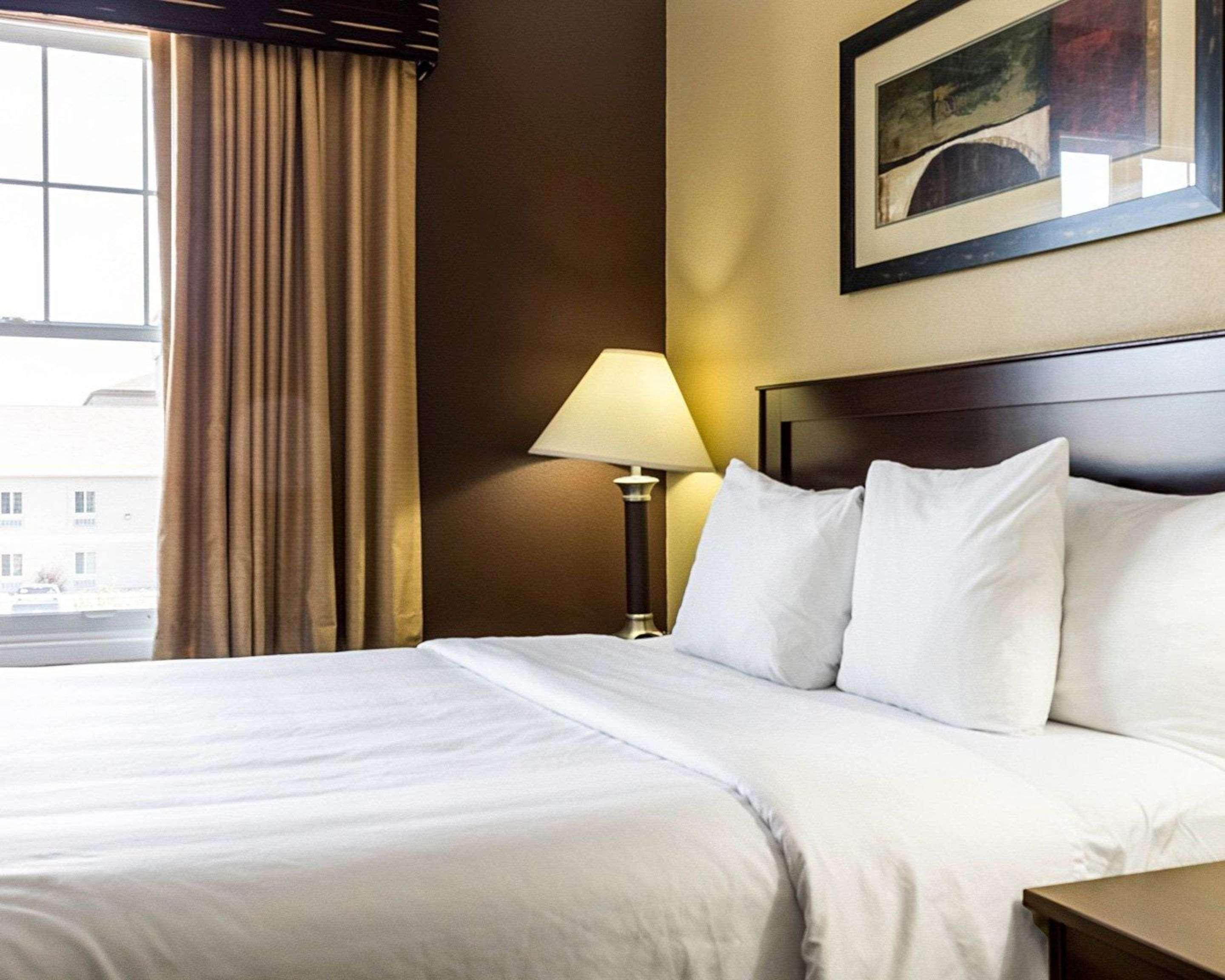 Mainstay Suites Minot Exteriér fotografie