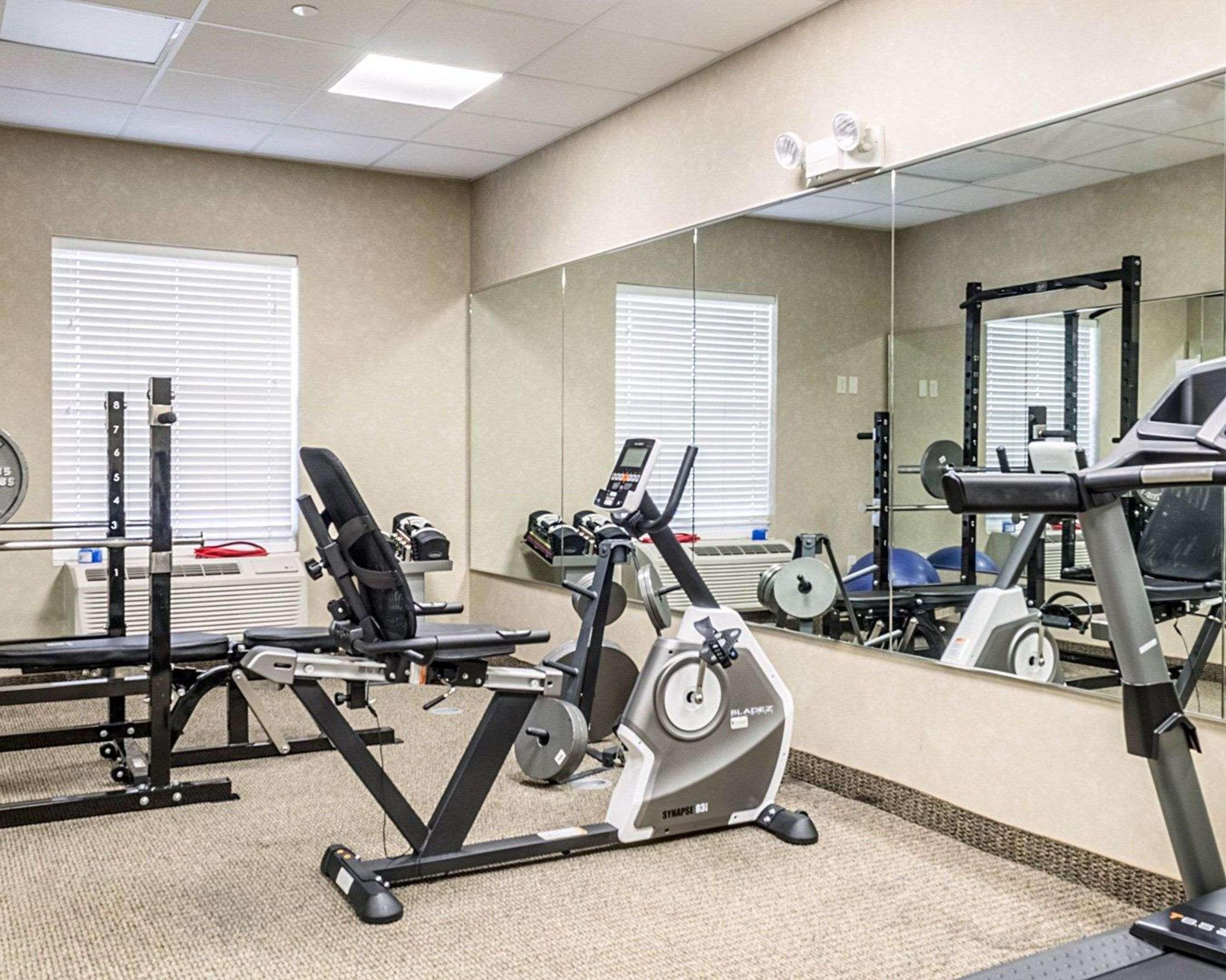 Mainstay Suites Minot Exteriér fotografie