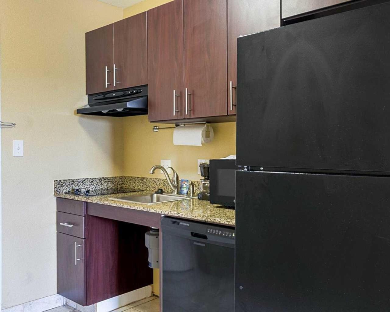 Mainstay Suites Minot Exteriér fotografie